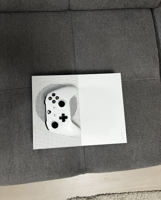 Xbox one s perfect fuctional 1tb