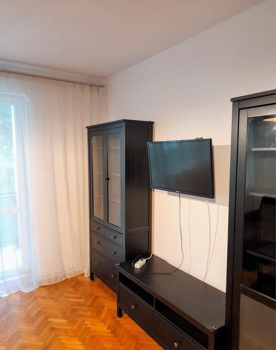 Inchiriez apartament cu 2 camere in str. Plopilor