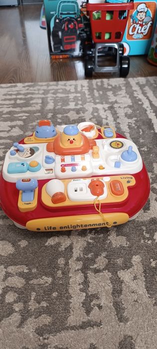 Интерактивна масичка със звуци и функции