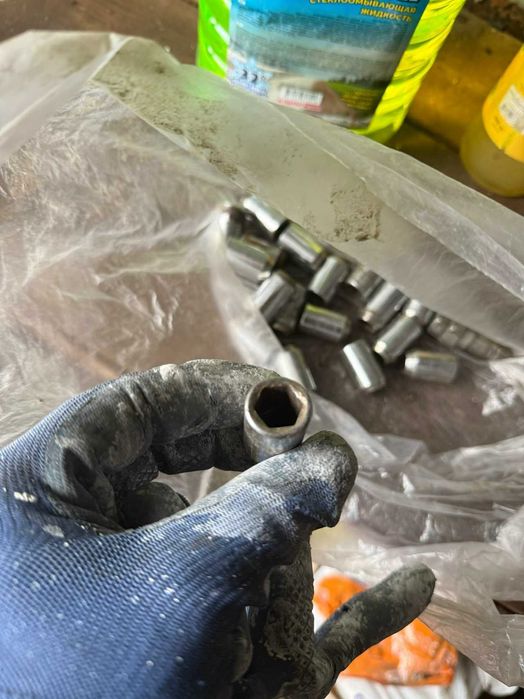 Гайки шаг 1.25 ( два варианта )