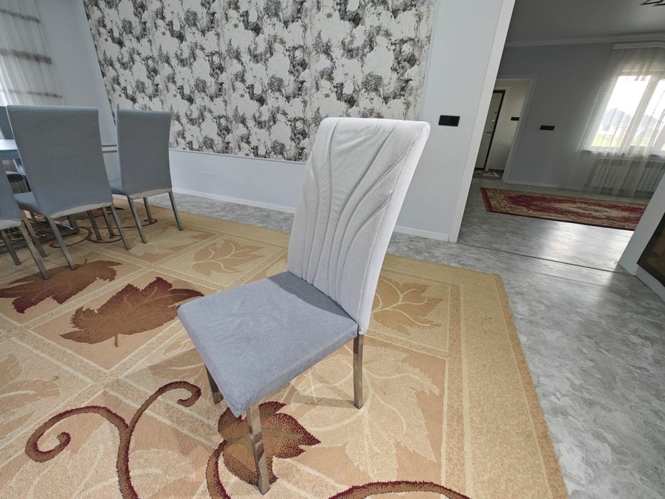 Продам стол со стульями