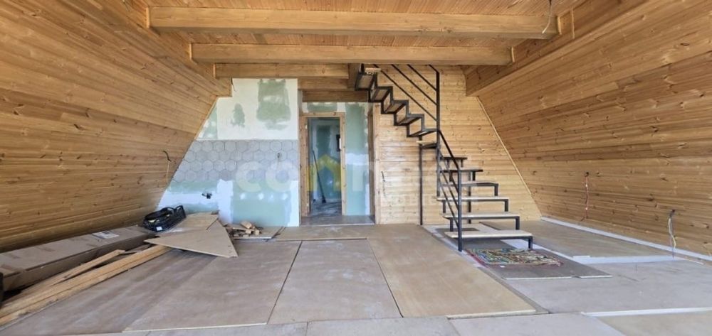 Cabana  tip A frame munte cu CF  si utilitati zona Plopi