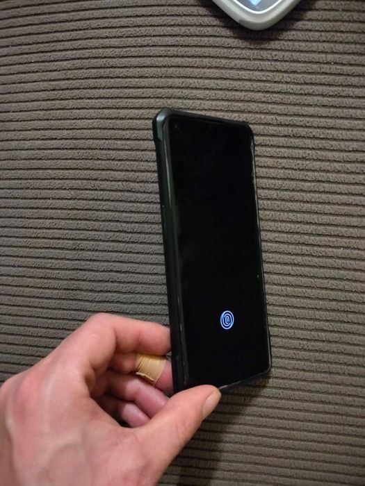 OnePlus 10 Pro 128gb / 8 GB Ram