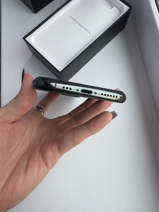 Продаю Iphone 11 Pro 256 GB