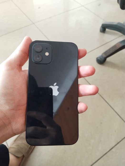 Продается Iphone 12