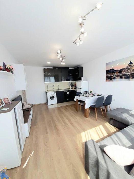 Продава се Двустаен апартамент в Бургас, Сарафово - 60 кв.м за 2834 €/кв.м - Снимка #5