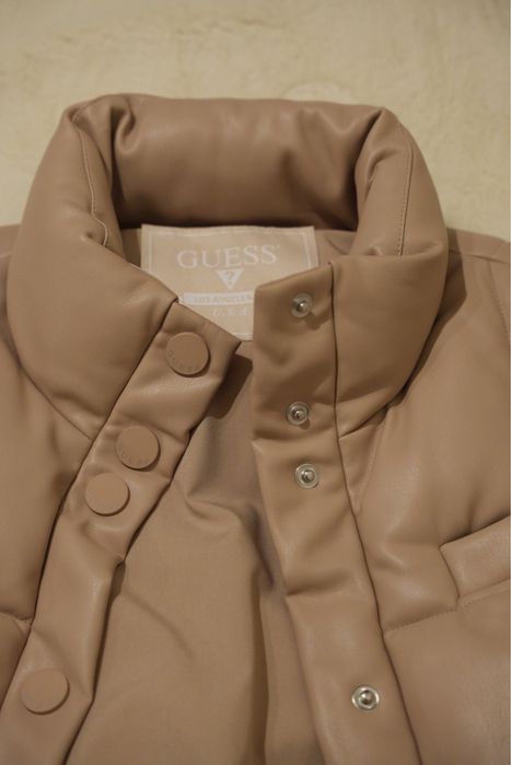 Vesta GUESS , model Anne