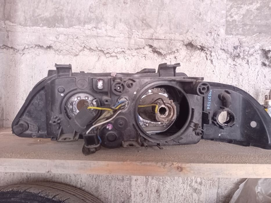 Десен Фар за БМВ Е39