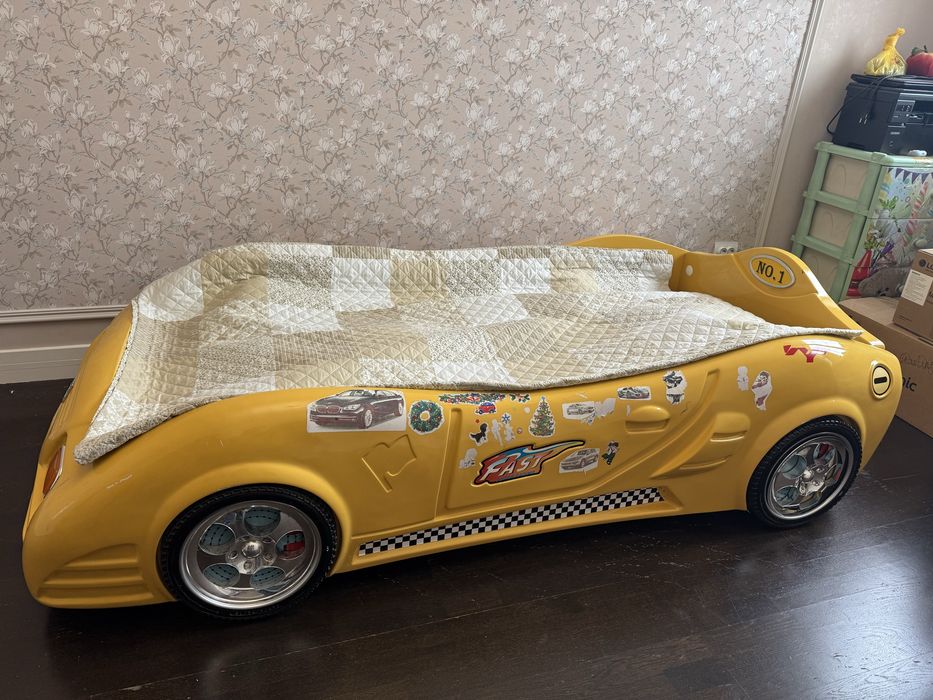 Детская машина кровать 220*105