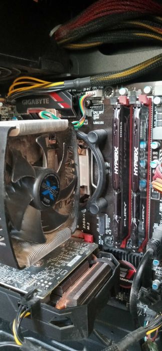 Настолен гейминг компютър втора ръка