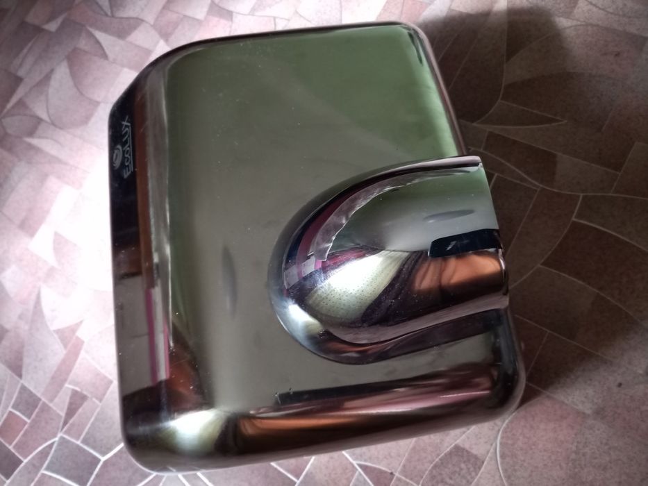 Сушилка для рук !!!