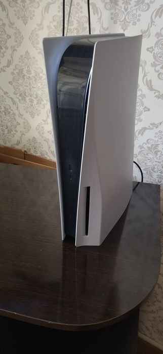 Продам сони плейстейшн 5