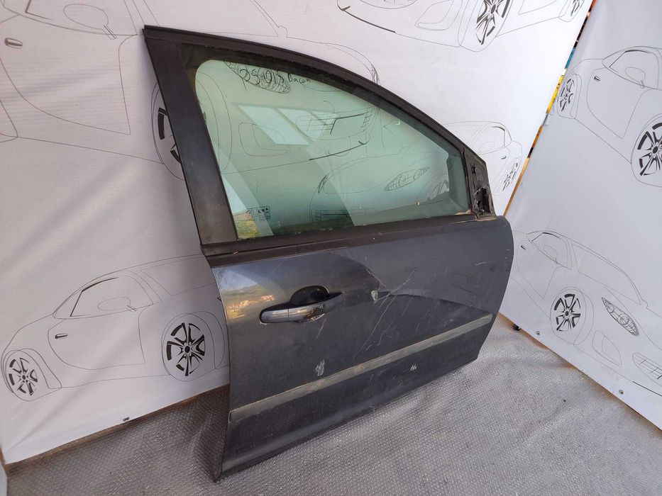 Usa Fata Dreapta Ford Focus 2 Hatchback / Sedan / Break 2004–2010 COD OEM  1530171 (11B)