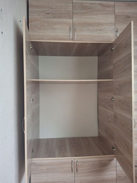 Продам шкаф и прихожку