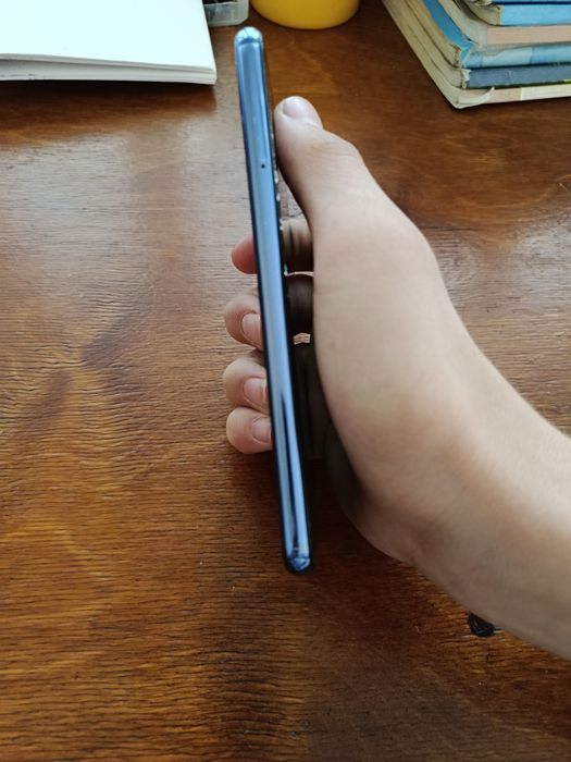 Xiaomi miu 9 se flagman