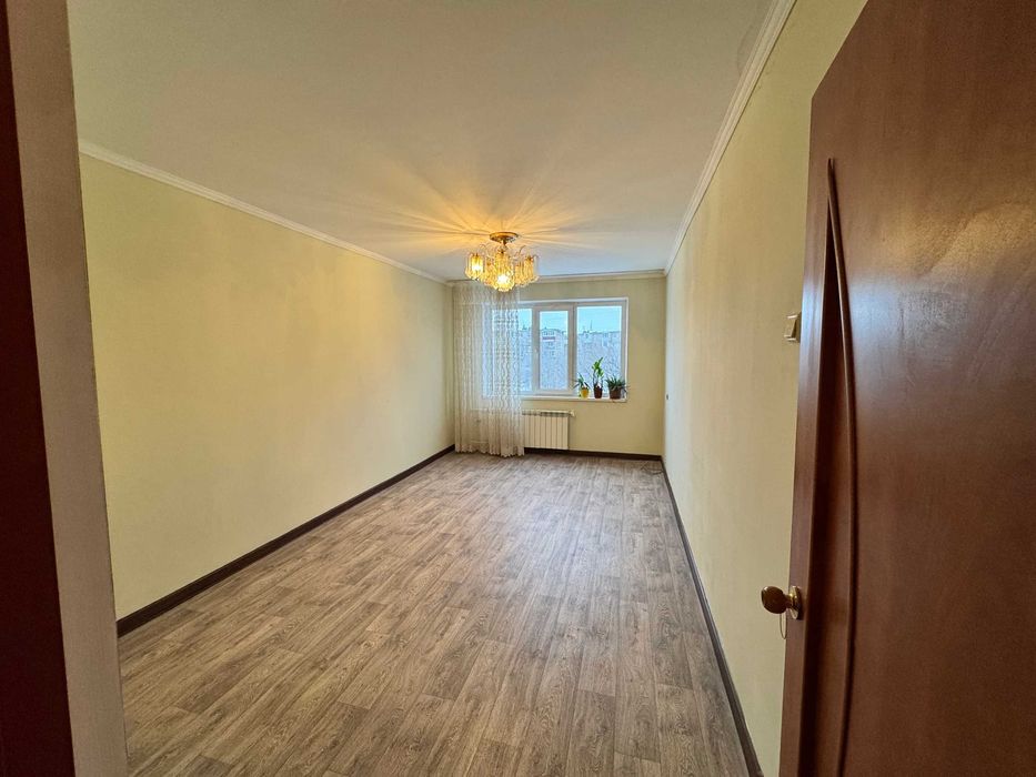 Продам 2-х квартиру, остановка Молодежный