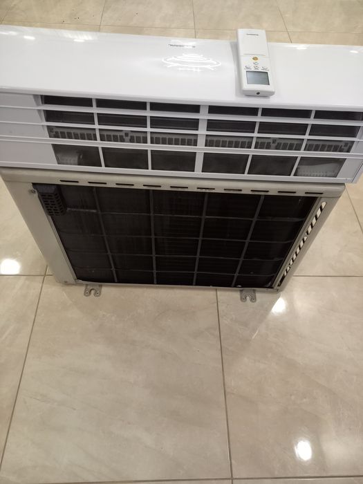 Продавам климатик  general 14 ска