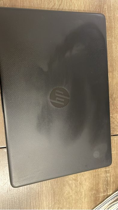 Ноутбук HP (AMD Ryzen 3)