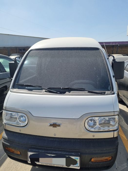 Damas ortacha holatda turibdi