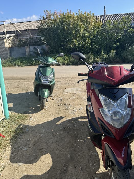 Продам скутер 150 кубов срочно