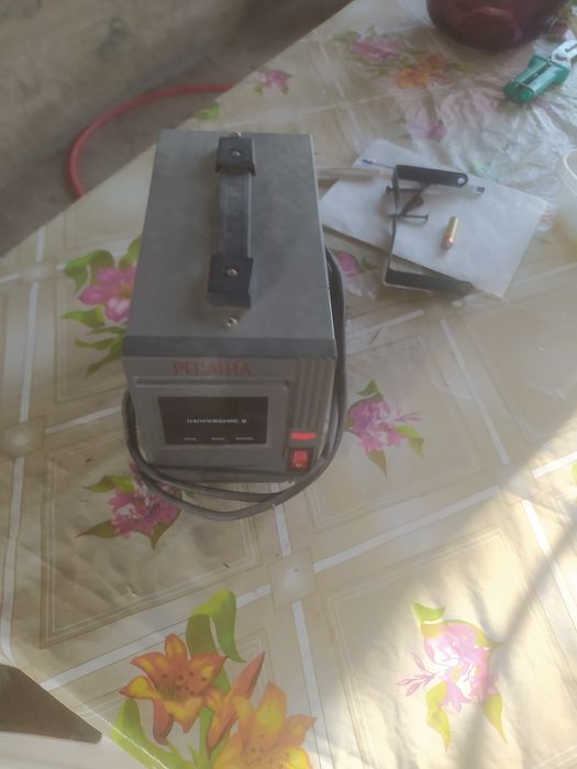 Стабилизатор напряжения