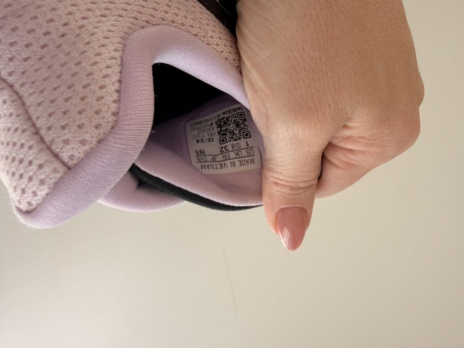 Маратонки Adidas 32 номер с леки забележки