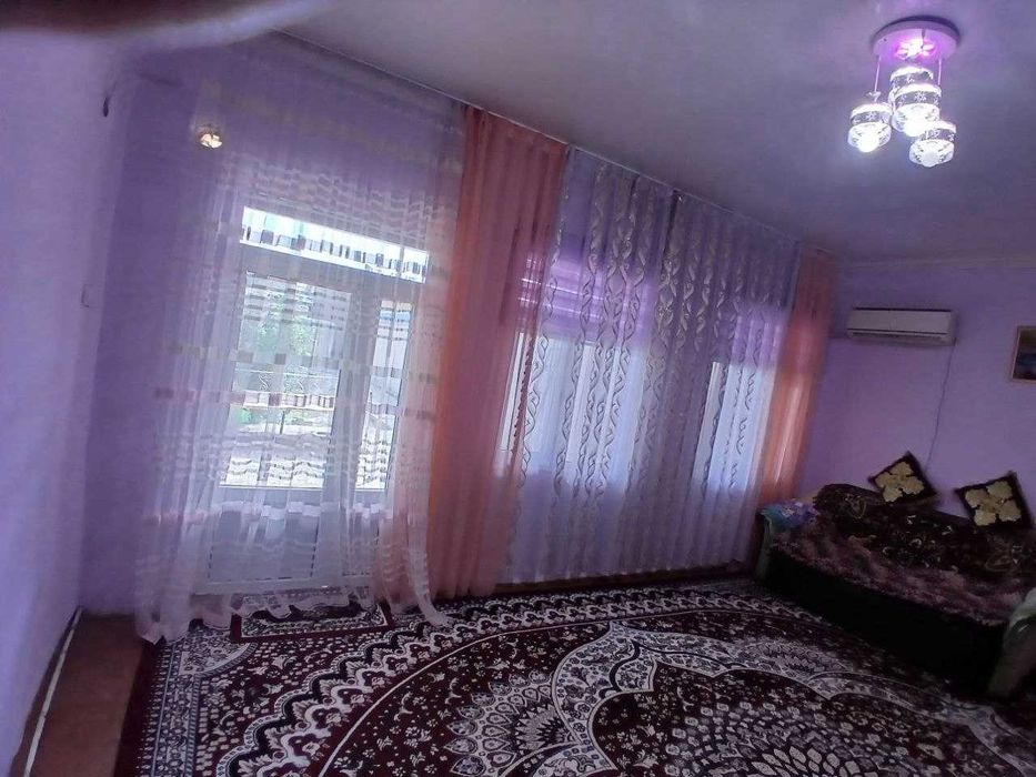 shofirkon tumanida hovli