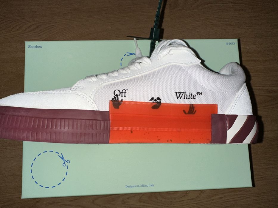 Обувки Off-White Low Vulcanised Suede Canvas