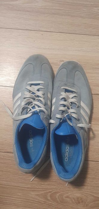 Продавам адидас маратонки