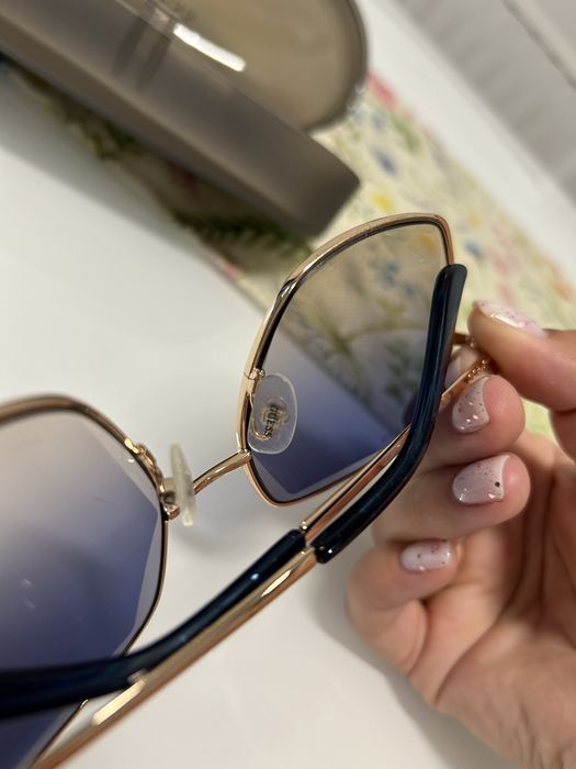 Ochelari de soare Guess