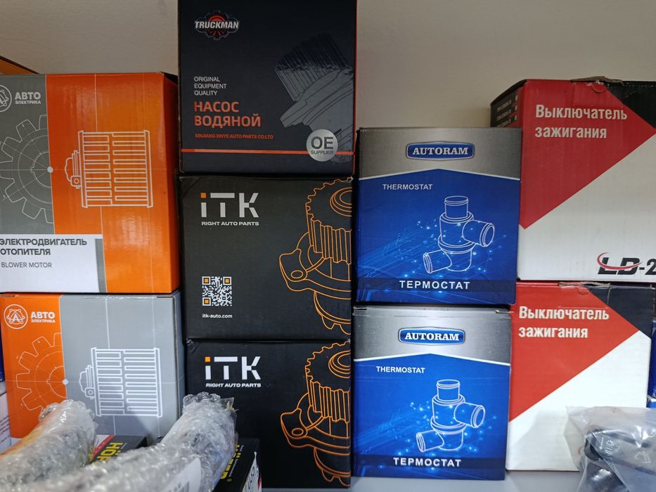 ВАЗ помпа термостат