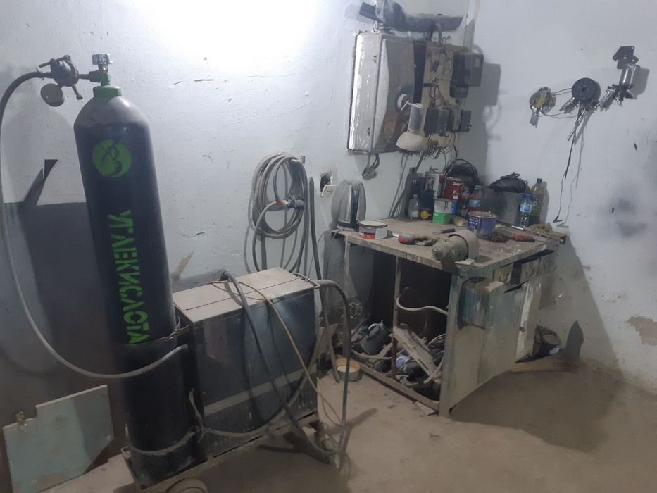 Гараж сатылады 108де