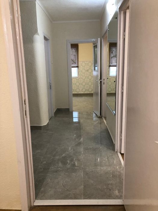Vand apartament 3 camere