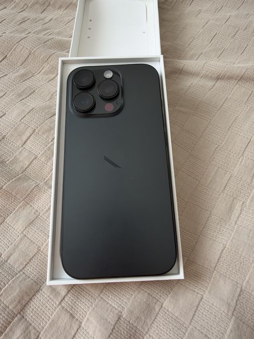 Айфон 16 pro 1 tb