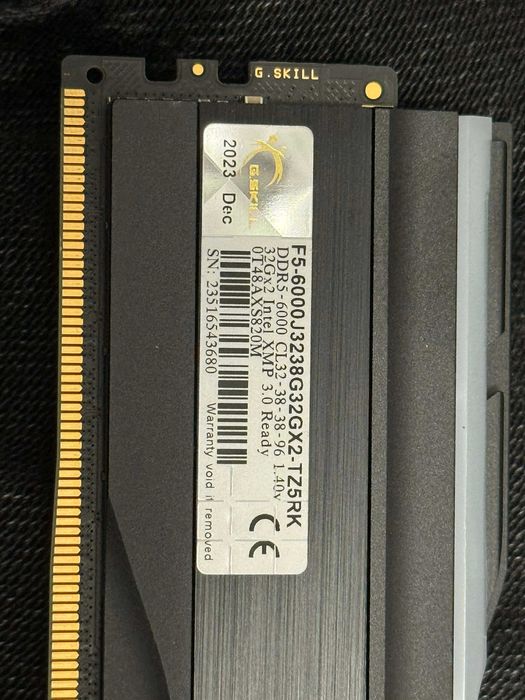 Memorie RAM G.Skill Trident Z5 RGB F5-6000J3238G32GX2-TZ5RK
