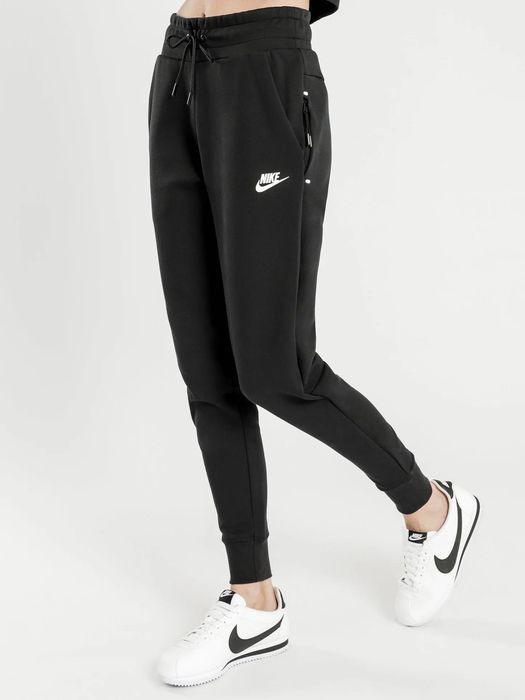 Дамско долнище : Nike Sportswear Fleece Tech Pants M