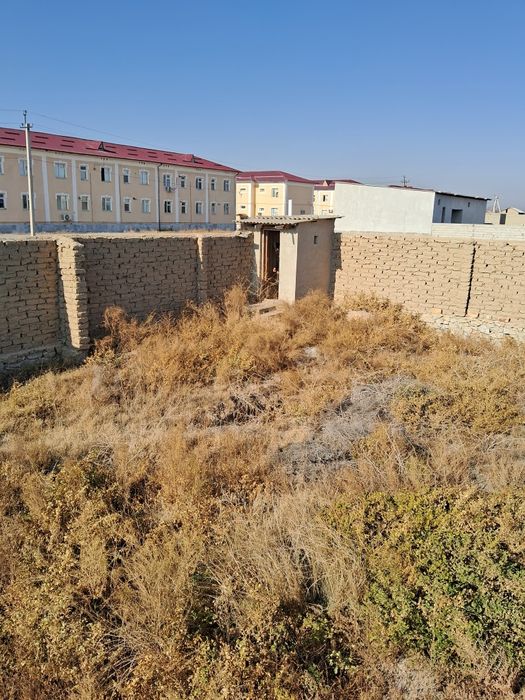 Hovli sotiladi 4sotixli