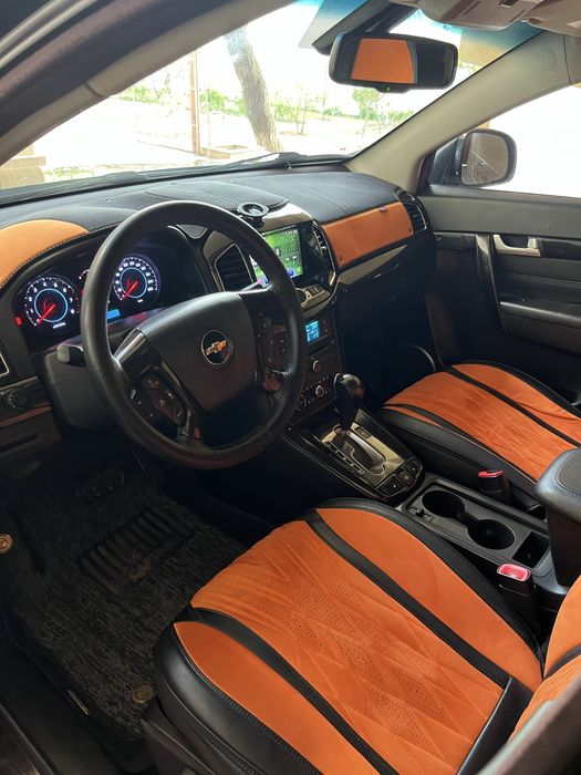 Qora Captiva 3/4 qilingan 2013 holati ideal