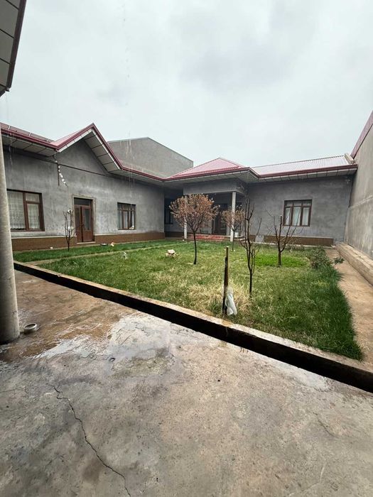 Алмазаор тумани Мевазор махалада 7,2-сотих Хонадон