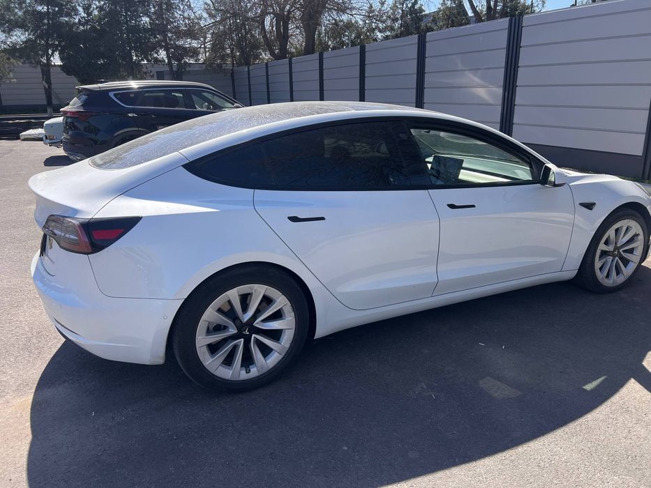 Tesla model 3 xxx