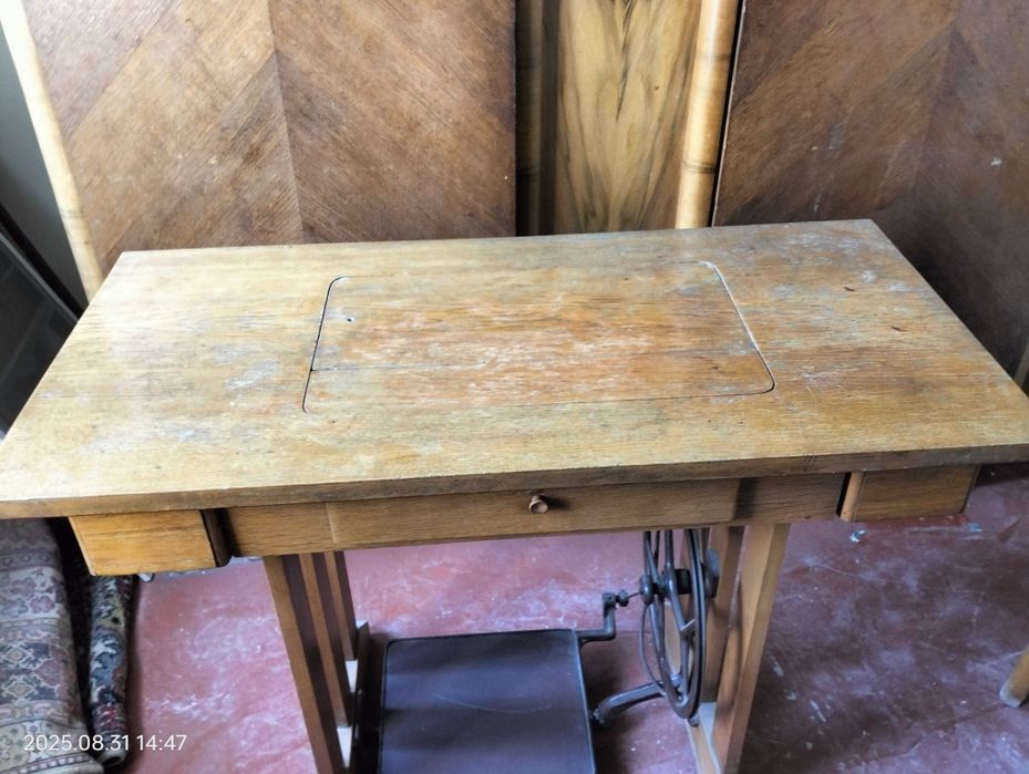 Швейная машина Веритас.