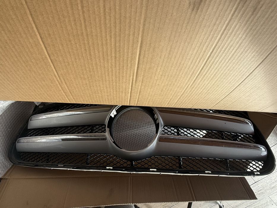 Grila Originala Mercedes GLA