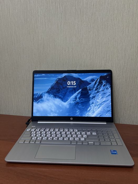 HP ноутбук 15 (Core i5 11th Gen)
