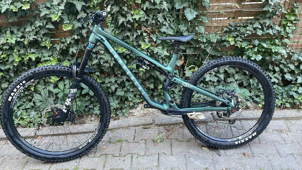 Commencal Meta SX V4 Essential Metallic Green 2024 Fox Suspension Size M