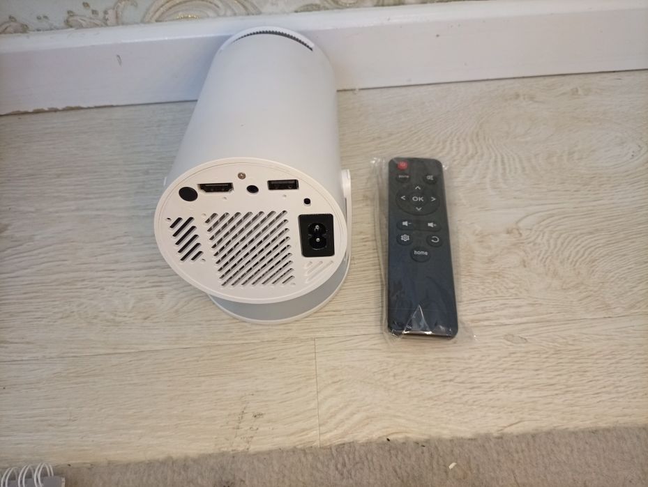 Кино проэктор, очень хороший