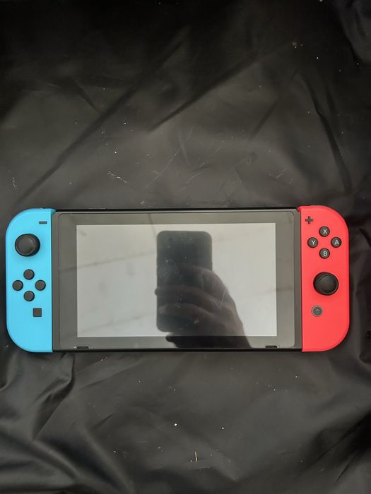 Nintendo switch v1 modabil cu micro sd de 256gb full kit