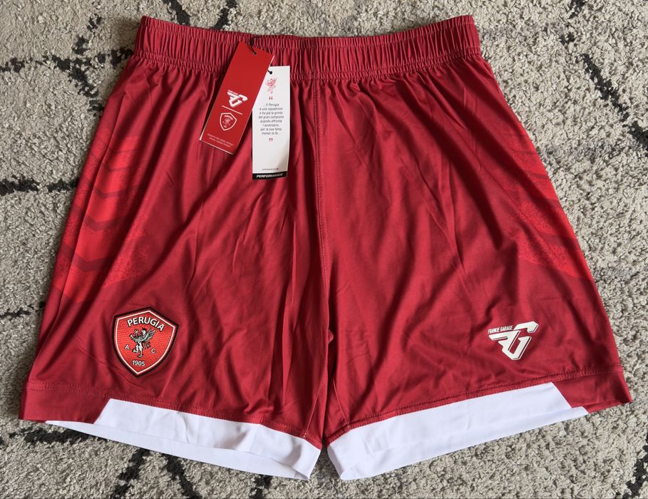 (23.12) Оригинални футболни долнища и шорти