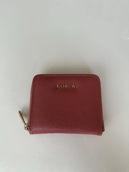 Дамски портмонета FURLA!