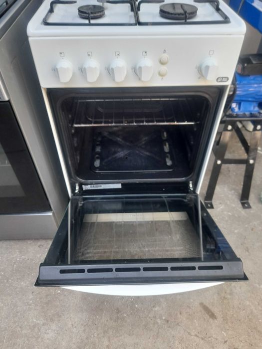 Aragaz Zanussi perfect functional