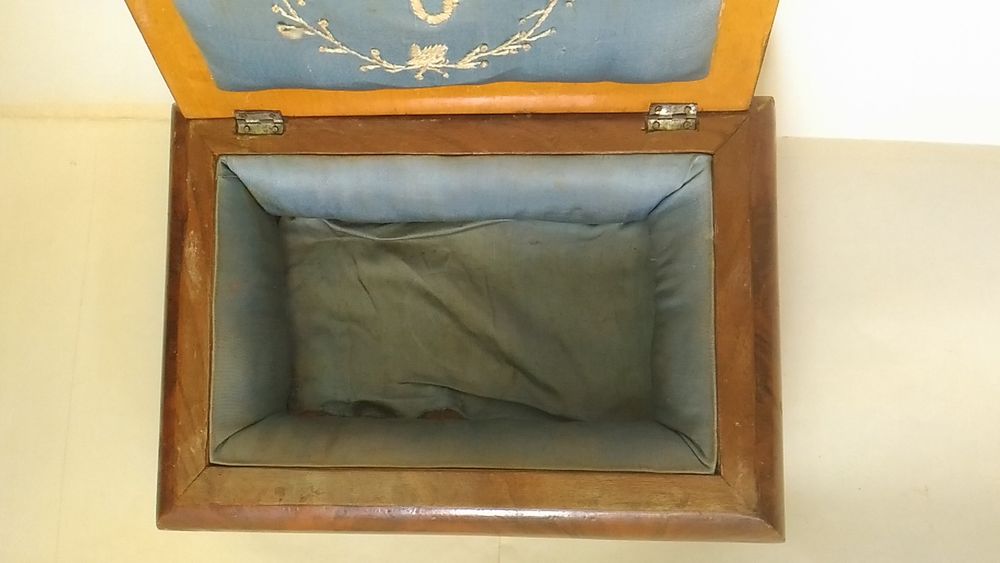 Cutie veche lemn 1930-40